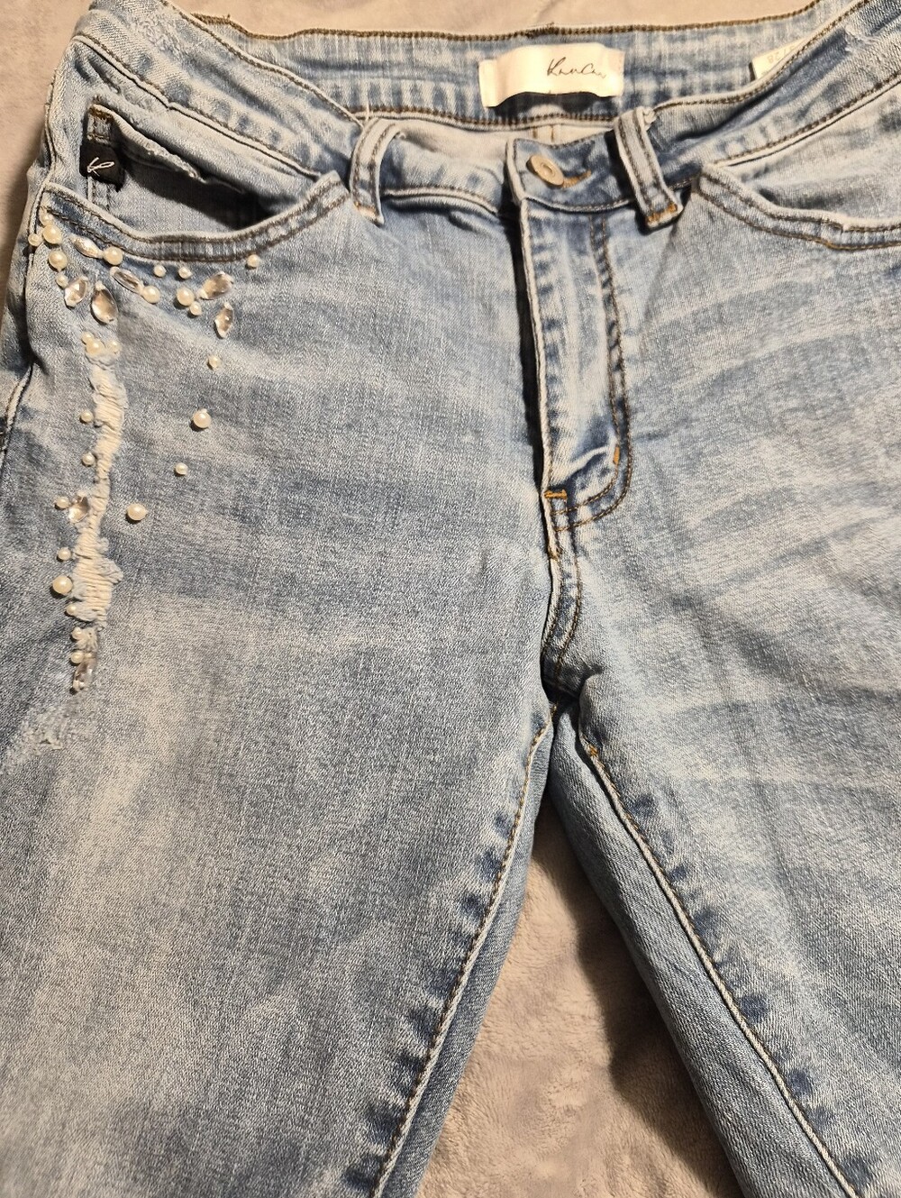KanCan Pearl Rhinestone Embellished Distressed Skinny Jeans 9 / 28 Cropped Fraye